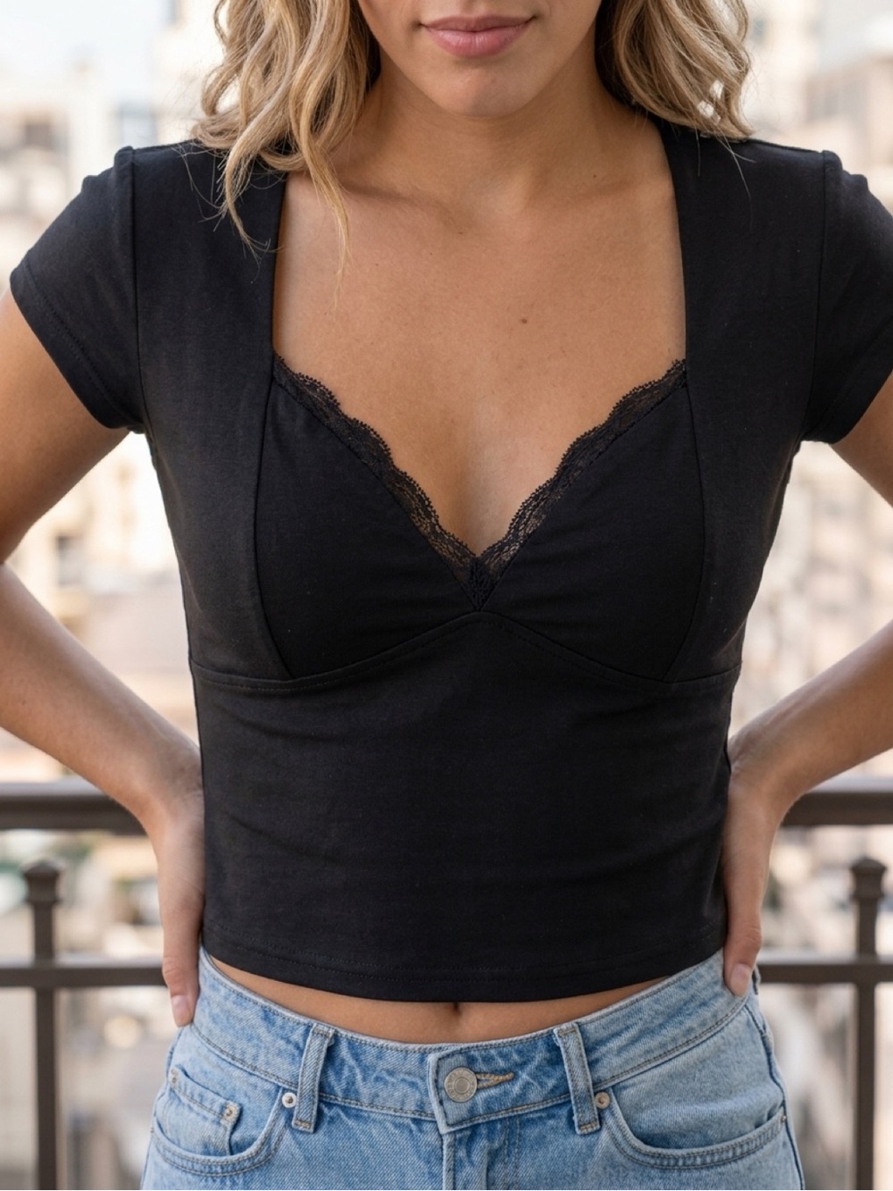 SHEIN Black Lace-Trim Short Sleeve Crop Top